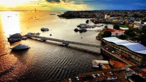 Manaus se consolida na 6ª posição entre os destinos do Brasil mais buscados por viajantes internacionais